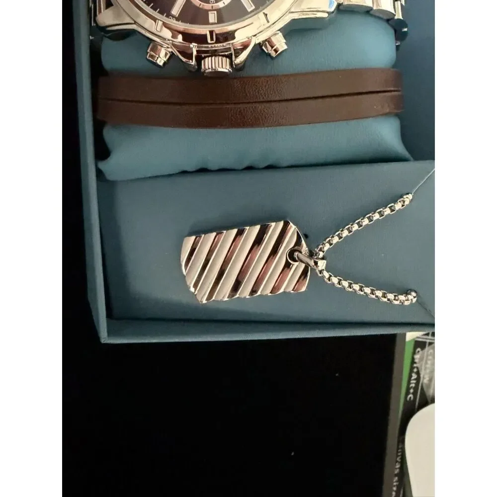 Folio Men Three-Hand Silver-Tone Watch